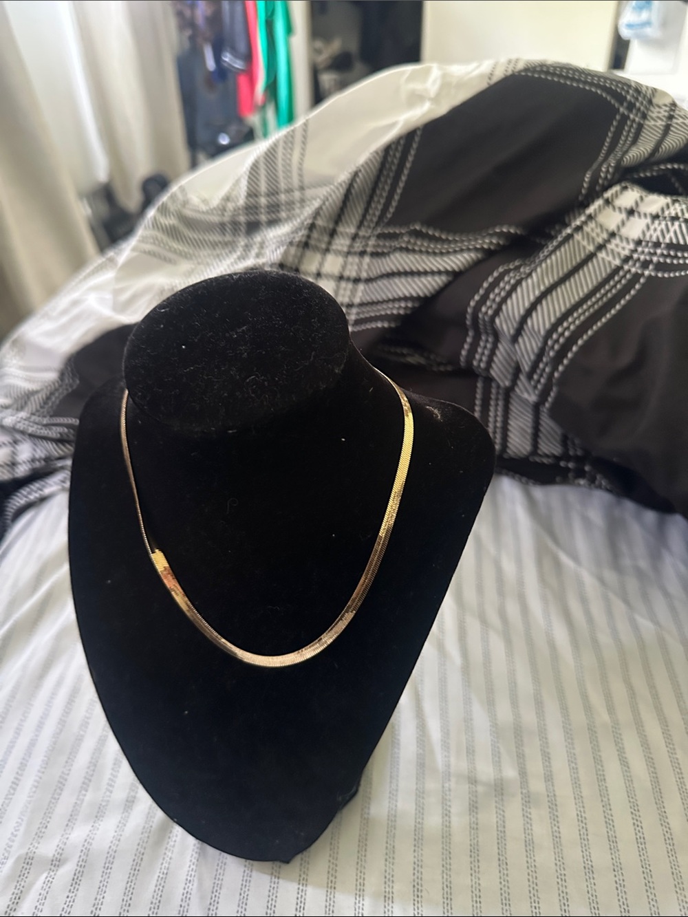Elegant Gold Herringbone Necklace - Women Jewelry